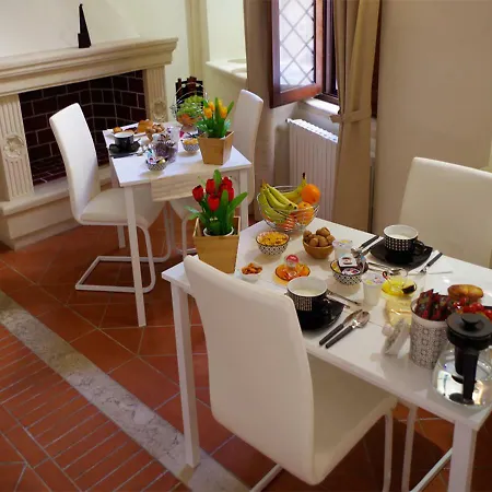 Oda ve Kahvaltı San Matteo - Breakfast Included 2*